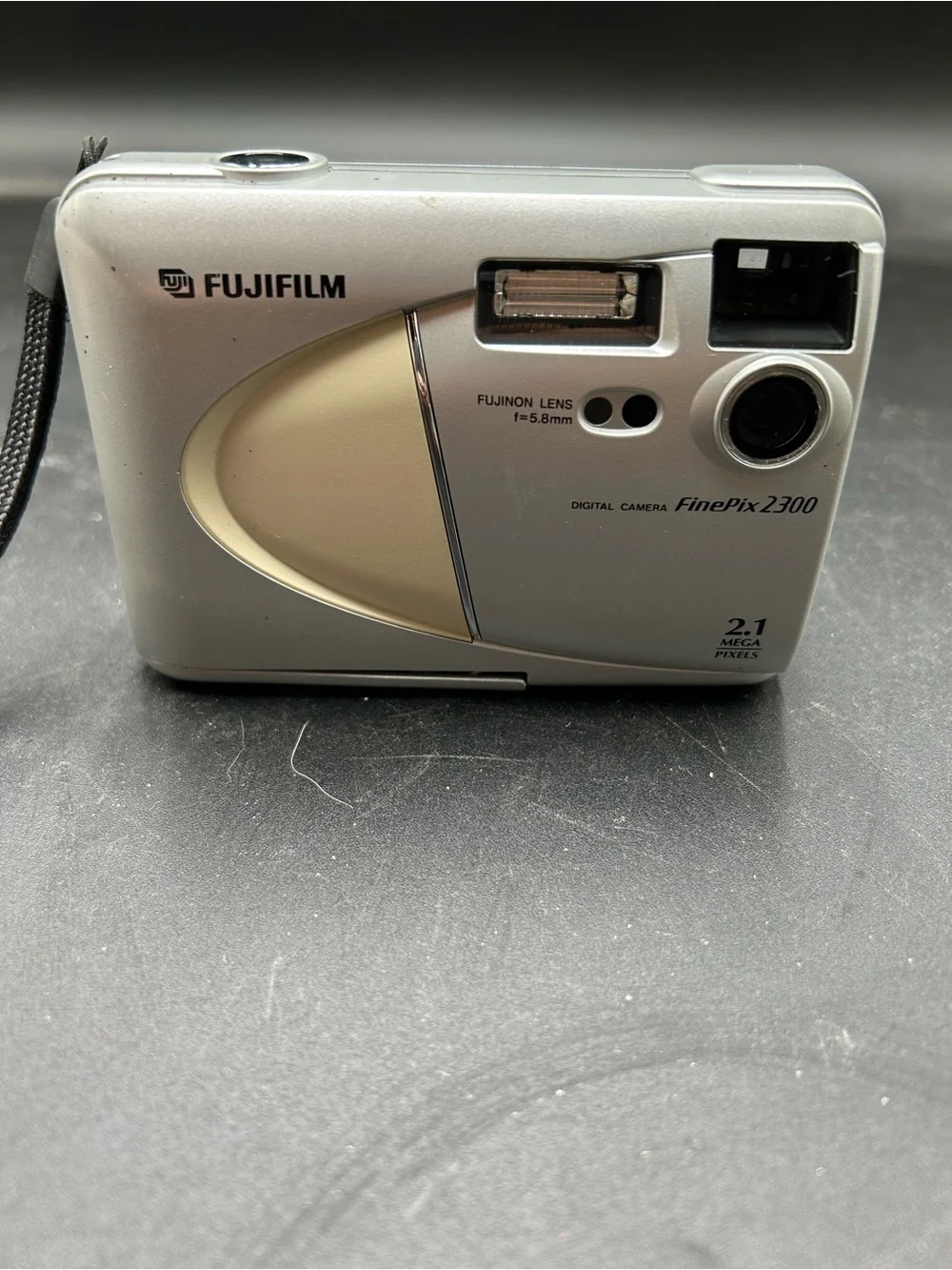 Fujifilm FinePix Z300 Silver and Champagne Compact Digital Camera